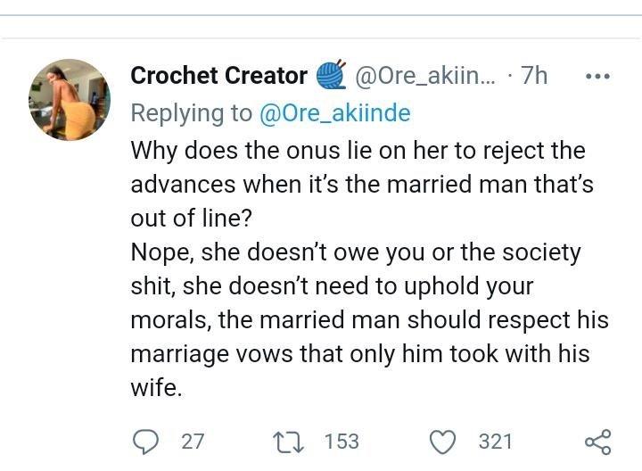 lady snatching blamed man