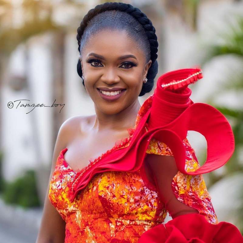 omoni oboli