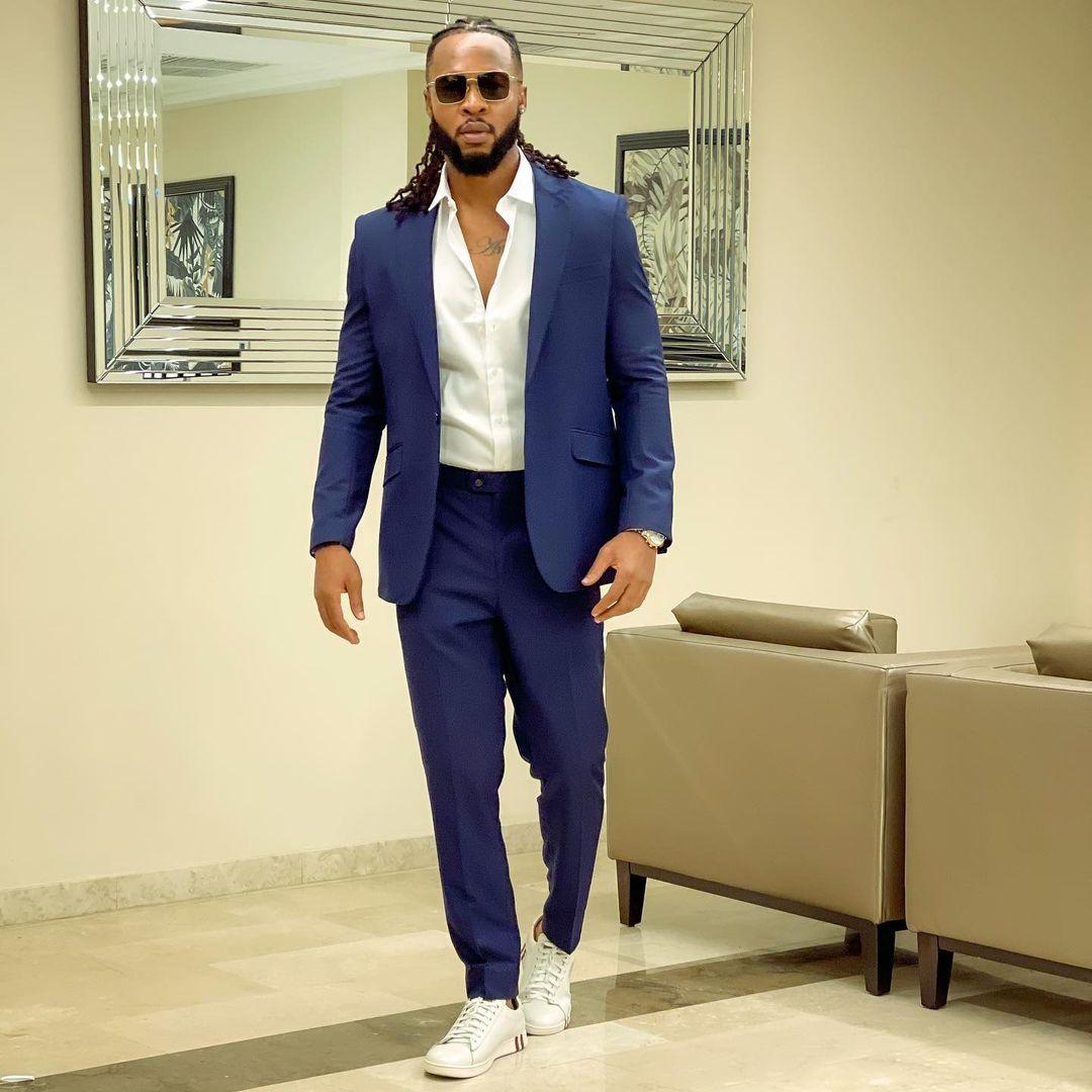 Singer Flavour shares priceless moment with his two daughters and son (Video)