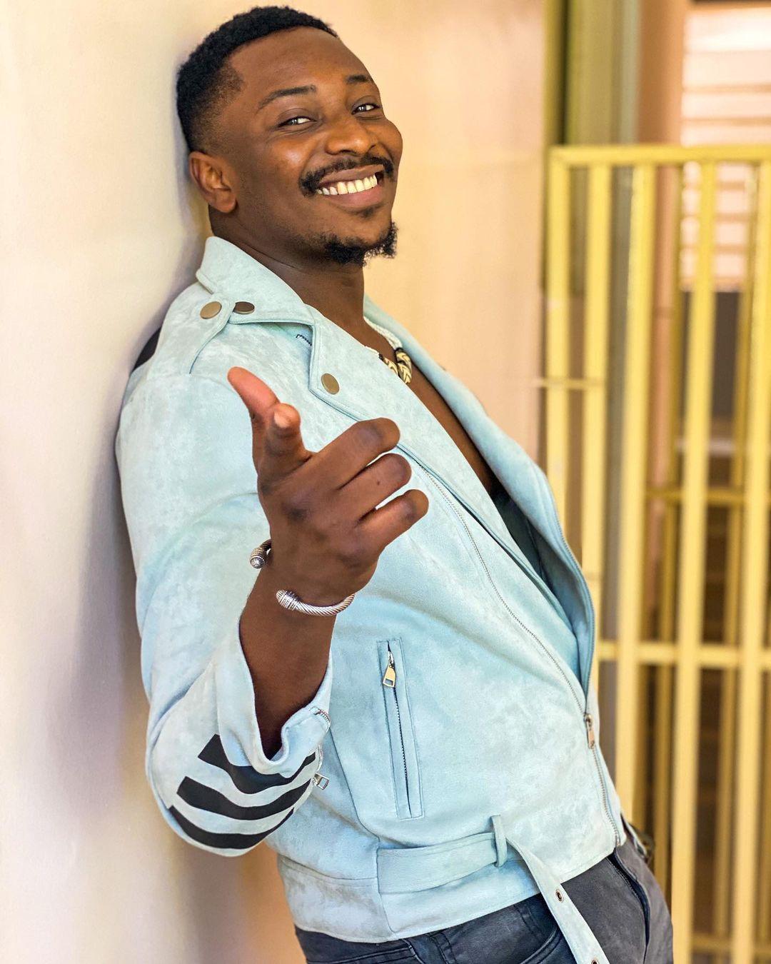 "Shame on you"- BBNaija Star, Sir Dee calls out celebrities over Baba Ijesha’s r*pe case