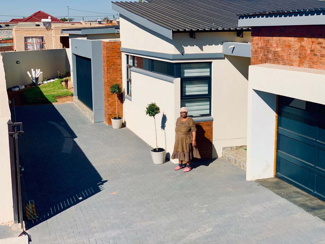 Man narrates how he surprised his mother with a new house