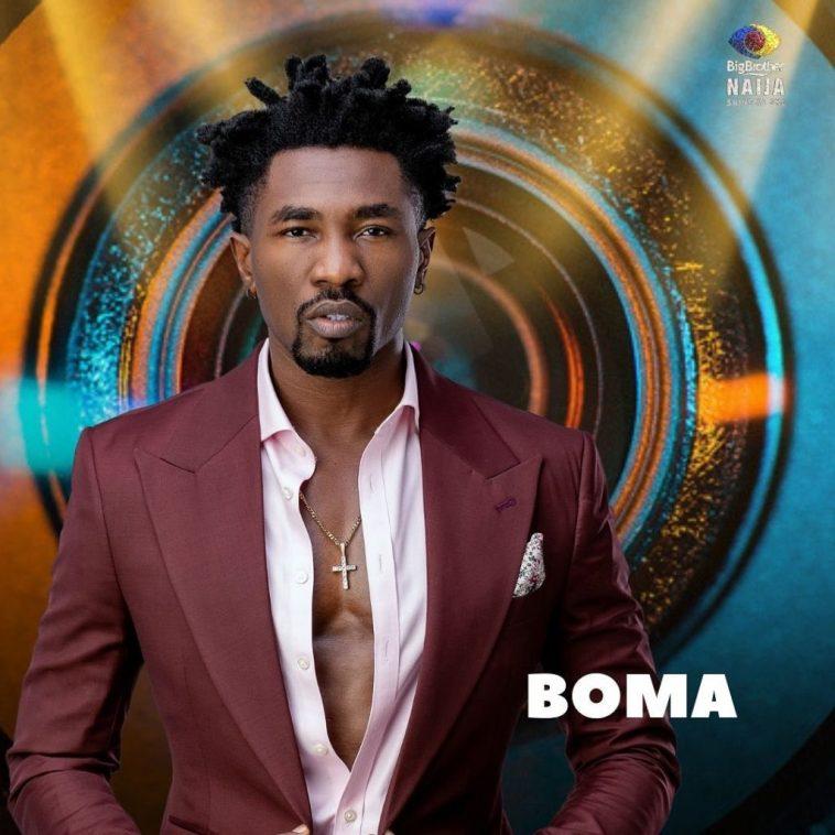 #BBNaija: Moment Maria locked lips with Boma out of the blue (Video)