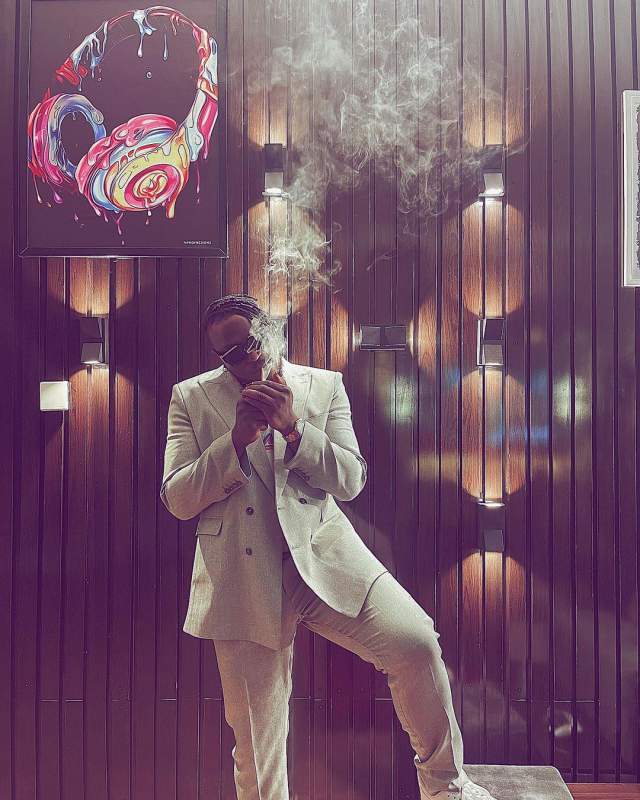 Peruzzi called out for angrily walking out on fans after being asked to apologize for arriving late (Video)