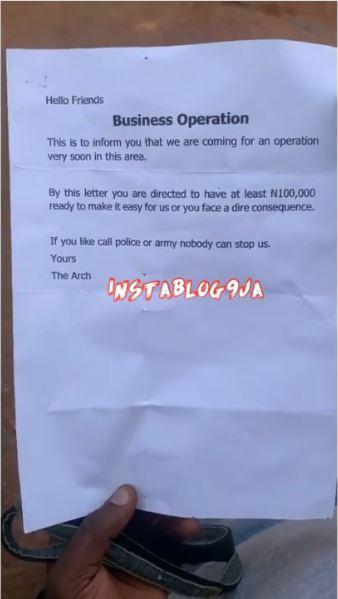 Fear grip residents of Mpape Abuja as robbers allegedly informs them about an upcoming attack (Video)