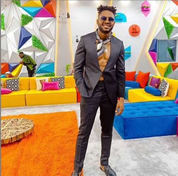 Cross Pere Maria Relationship