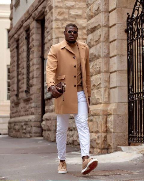 #BBNaija: "Angel has made 5 advances at me in the shower" - Niyi reveals (Video)