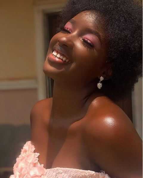 Cross Likes Saskay Smart