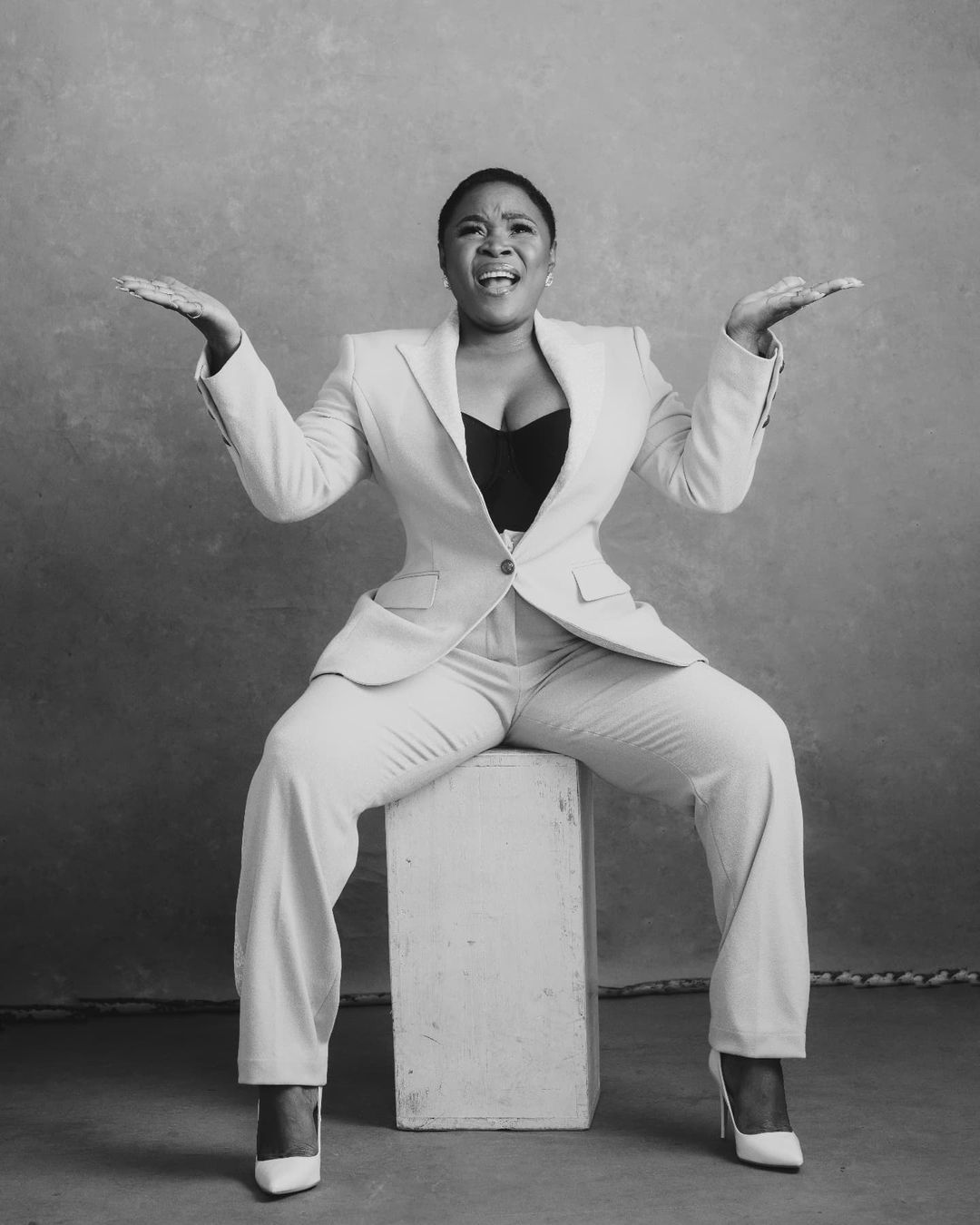 Omawumi-low-cut-hair-EndSARS-protests