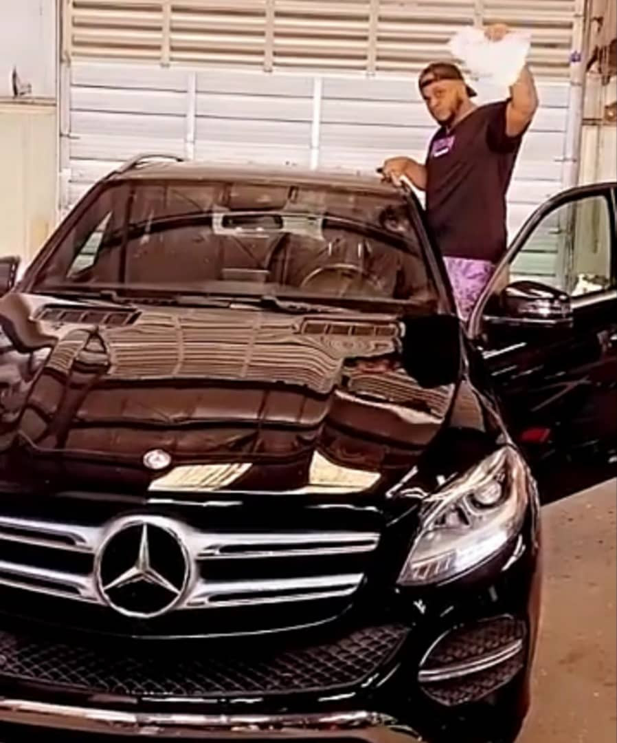 Sina Rambo Mercedez-Benz Car