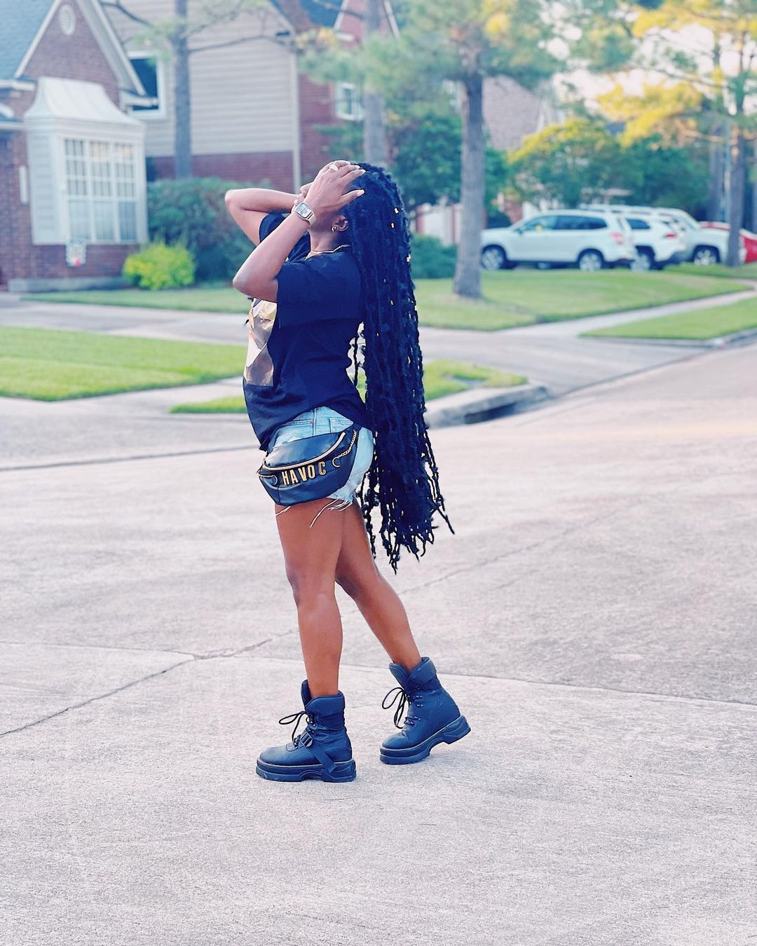 Simi social media blackout