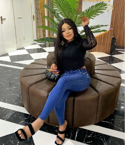 Bobrisky iPhone 13 Instagram