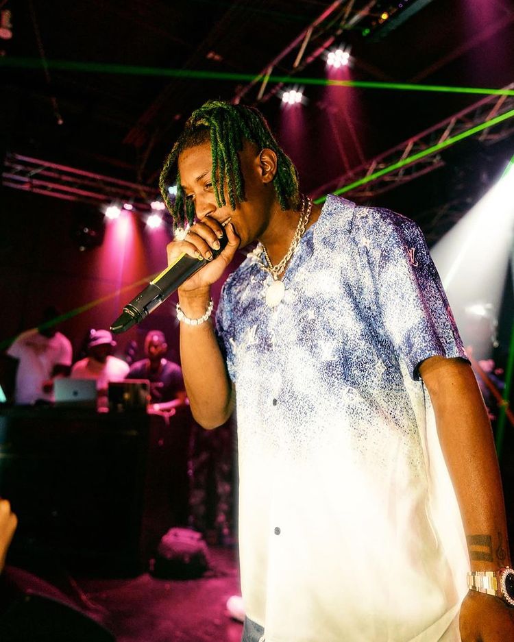 Moment Wizkid brings out Bella Shmurda during MIL tour in U.K, Poco Lee reacts (Video)