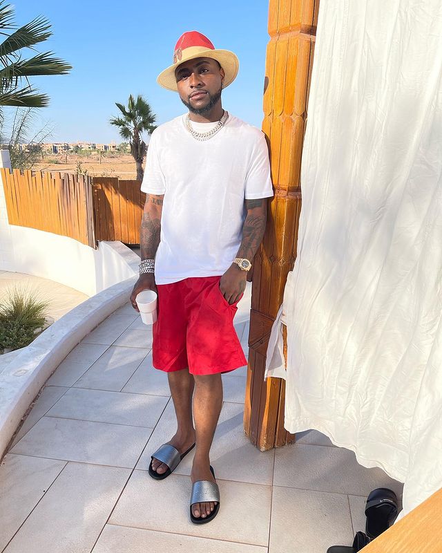 Reno Omokri praises Davido, few people will donate orphanages