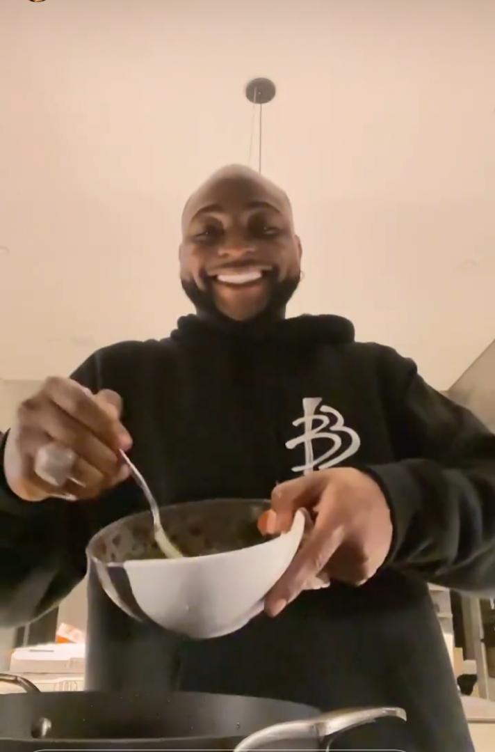 "Nah food wey I cook nah him I wan dey post now" - Davido says as he shows off cooking skills (Video)