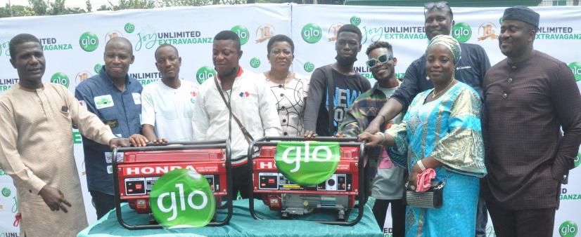 Winners ecstatic as they receive Glo Joy Unlimited Extravaganza prizes