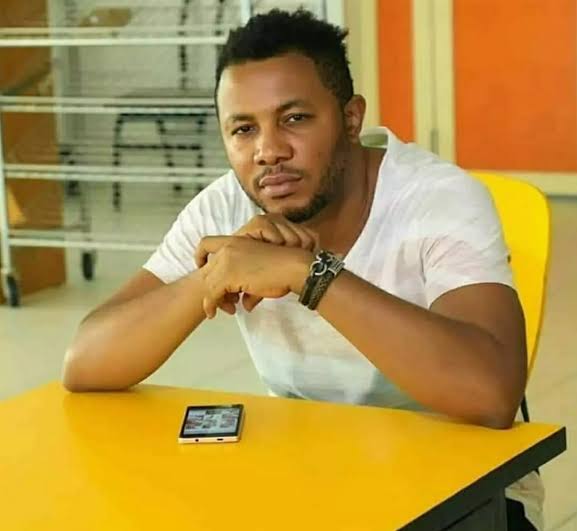 Angel father chat WhatsApp