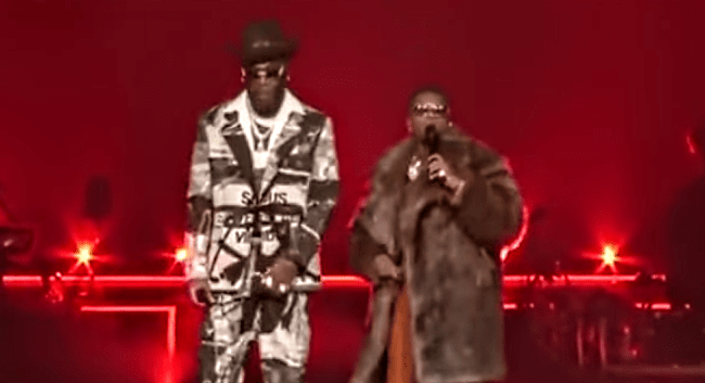 "Starboy Sabi Lie"- Fans Drag Wizkid For Failing To Drop New Song With Burna Boy Last Night As Promised