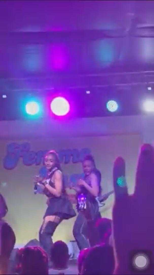 Ayra Starr narrates encounter with fan who said 'small yansh dey shake' while performing live (Video)