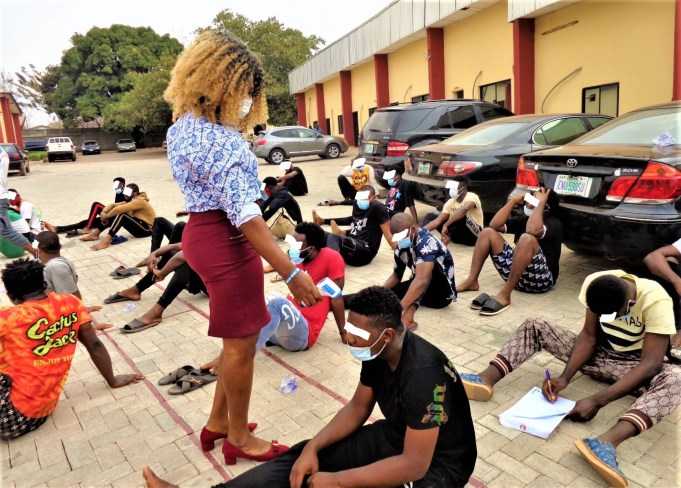 A suspected yahoo boy identified as Afeez Olalere narrates how his mother encouraged him to to use his brother for money ritual.