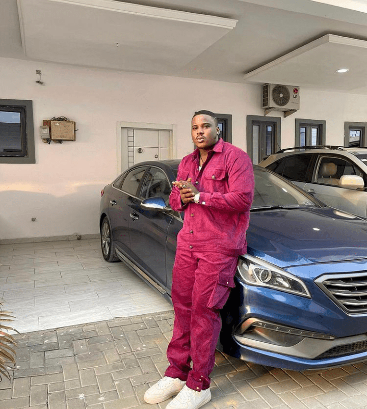 Isbae U toilet video sleeping