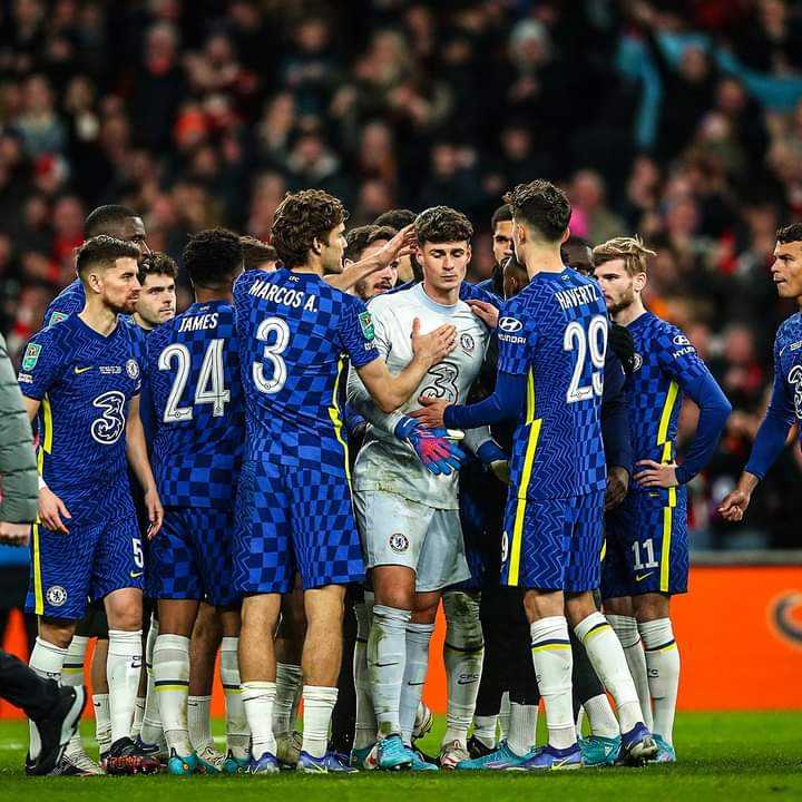 Chelsea fan smashes television in frustration following club's defeat to Liverpool (Video)