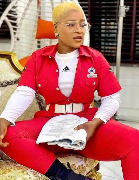 Destiny Etiko Lizzy Gold