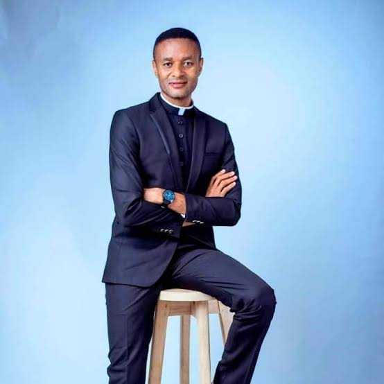 Bobrisky father Oluoma fowl