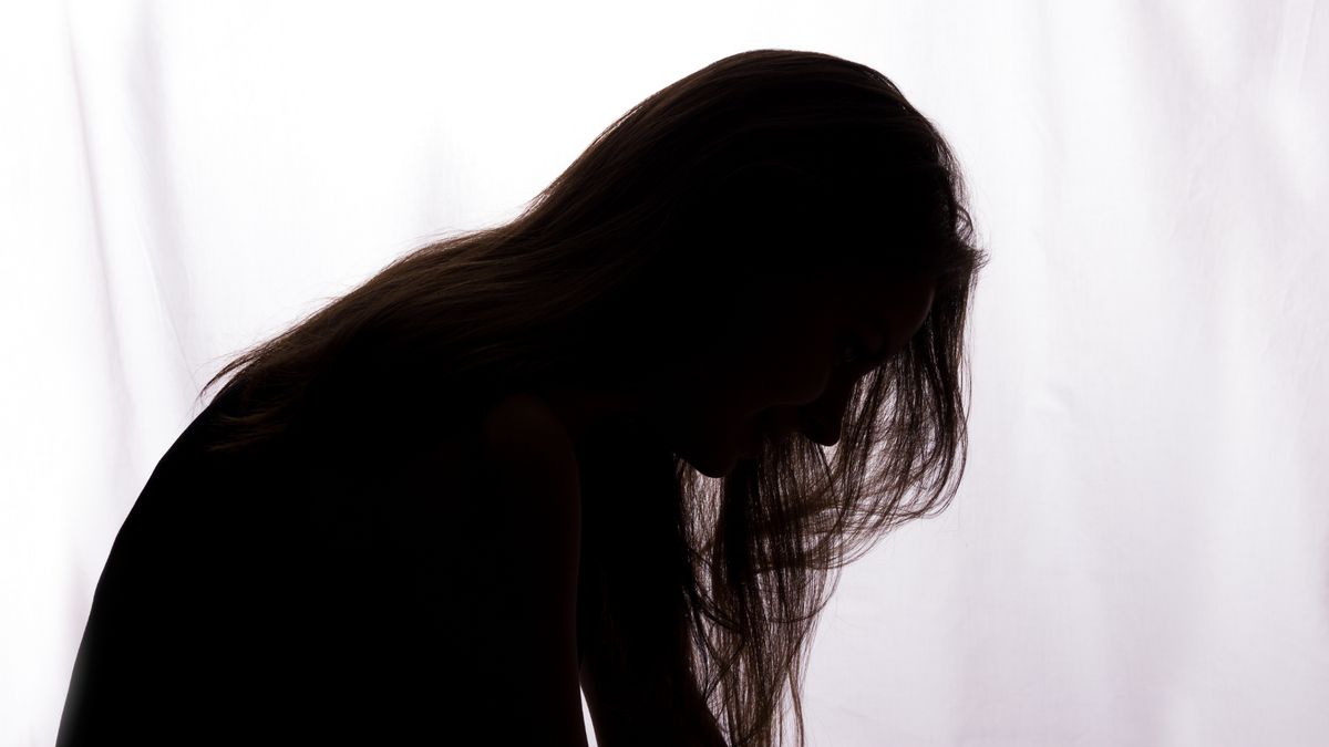 Woman dives into depression following husband's actions after contracting HIV