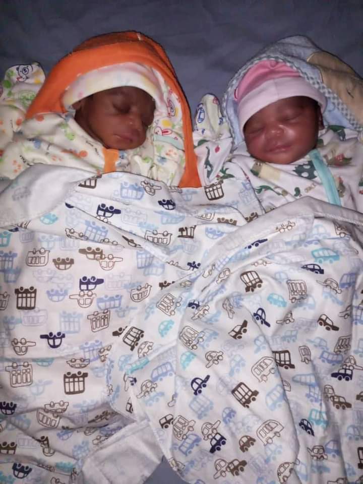 Twins couple years marriage