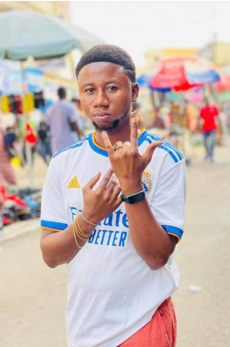 Sleep women reward Facebook