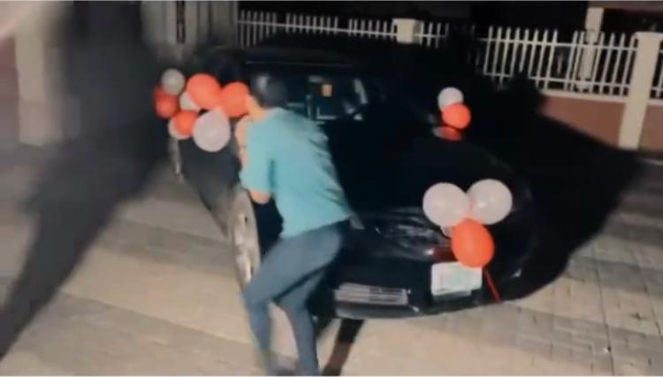 "I can't lose him for a car" - Lady returns car gift to ex over issues with boyfriend (Video)