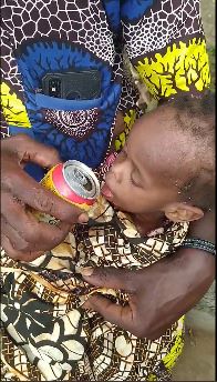 Man raises alarm after baby was dumped in front of his house in Lagos State (Video)