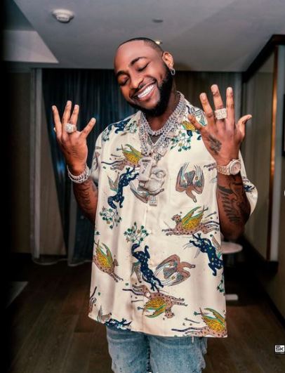 Davido mother Macaroni phone