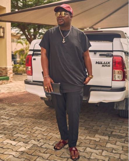 Davido mother Macaroni phone