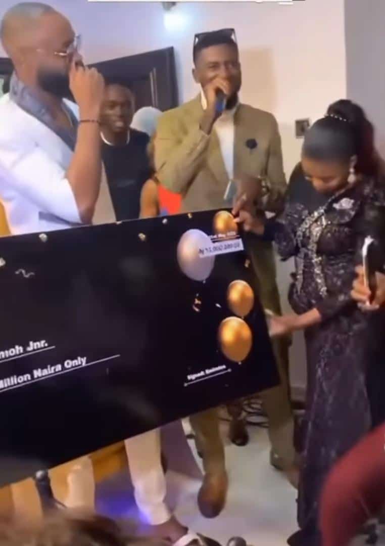 Emmanuel's priceless reaction as he receives N13M cheque from fans as birthday gift (Video)