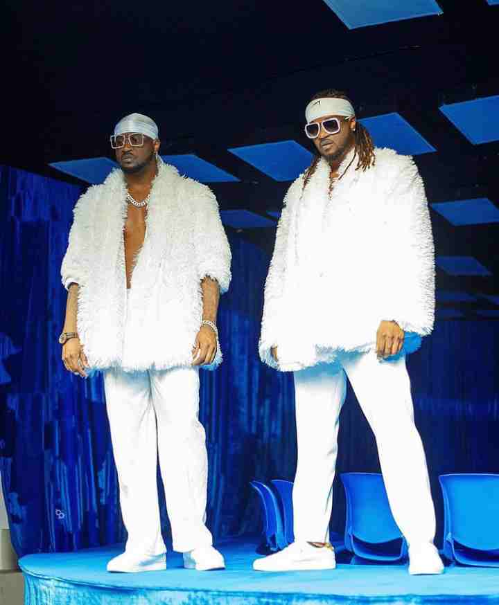 "Na people wey sing do-me do-me" - Man exposes pitiable condition of Psquare's alleged village house (Video)