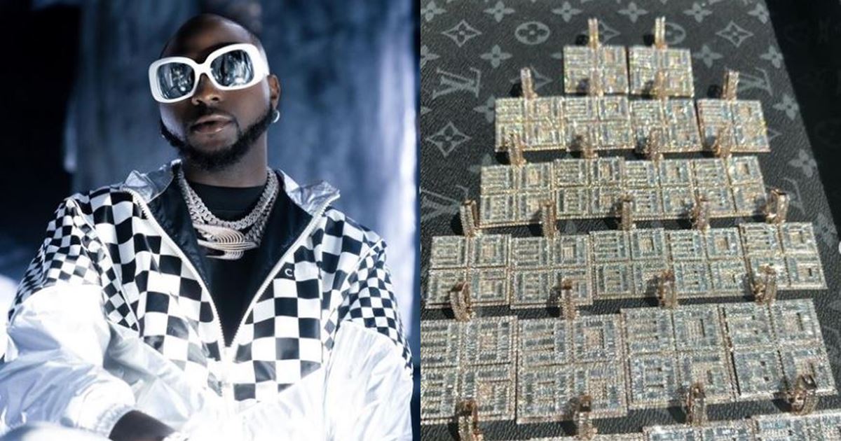 "Nah now I know say pple dey 30BG" - Davido says as he places order for additional 30 diamond pendants 