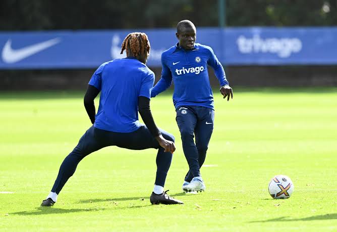 N'Golo Kante returns to Chelsea training