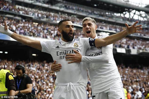 Real Madrid remain unbeaten, top La Liga with comfortable win over Barcelona