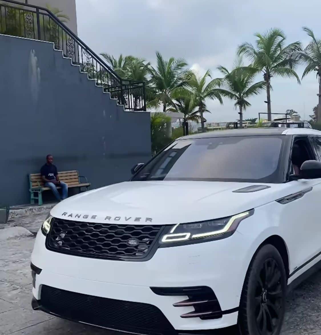 Ashmusy splashes millions of naira on Range Rover Velar (Video)