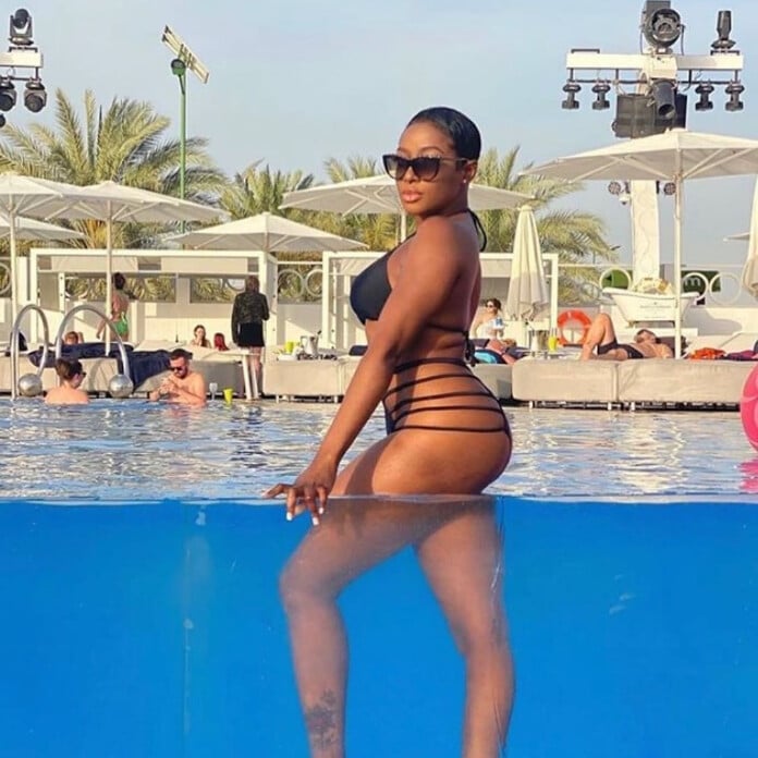 Dorcas Fapson mistakenly uploads nude video of herself she was sending to Skiibii on her status