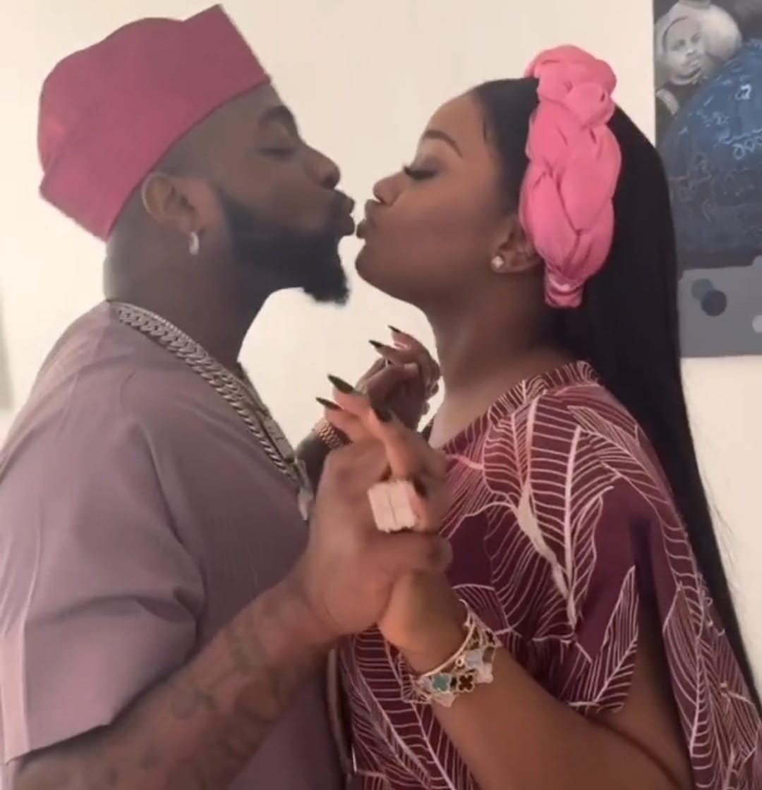 Davido allegedly weds Chioma Rowland traditionally
