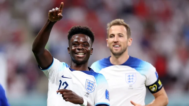 England begin their World Cup campaign with big win over Iran