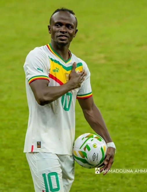 Mane sends out an emotional message to Senegal after undergoing a successful surgery