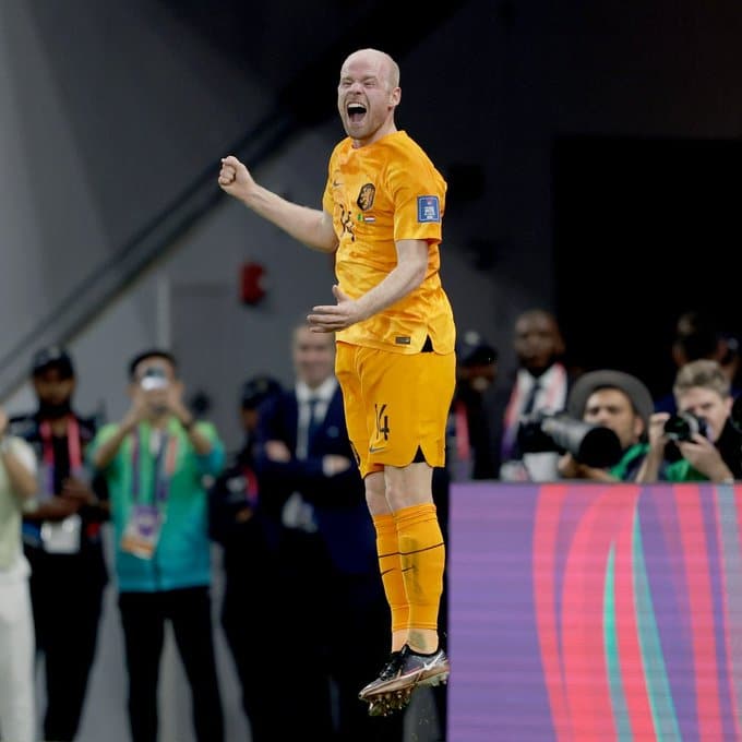 Netherlands defeat African champions Senegal in first group match