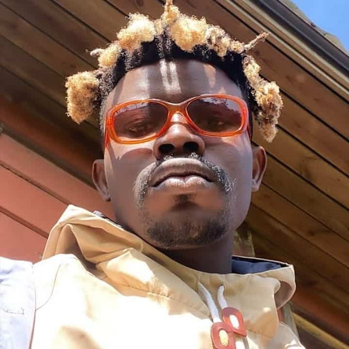 TG Omori denies having a deal with 'Shey You Dey Whine Me ni' crooner Austine De Bull after offering to shoot a music video for him