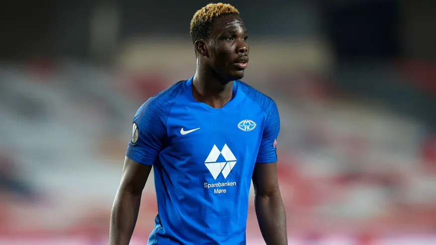 Chelsea agree to a €12m transfer for Molde forward Fofana