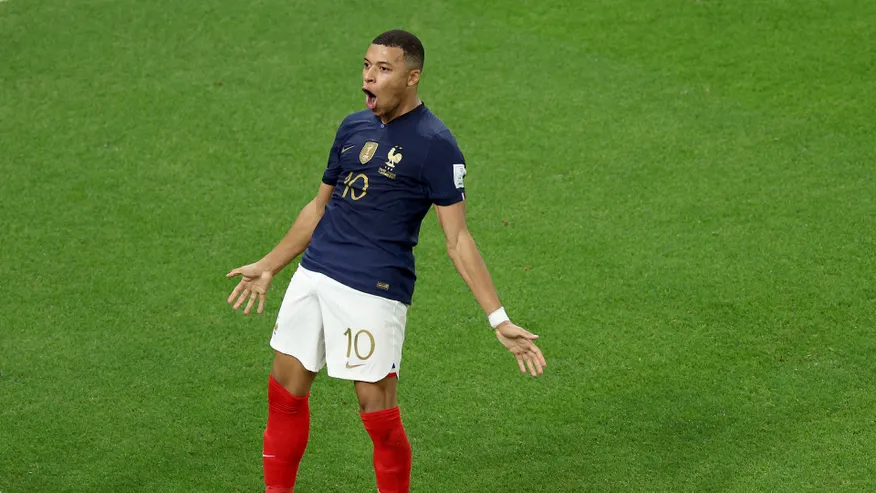 Kylian Mbappe doesn't know enough about football - Argentina's goalkeeper, Emi Martinez