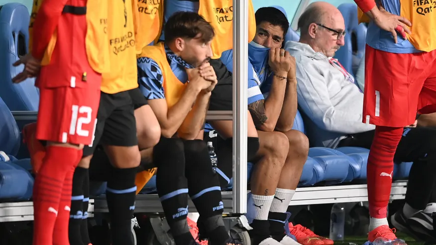 Suarez lashes out at Uruguayan critics after dramatic World Cup exit in Qatar
