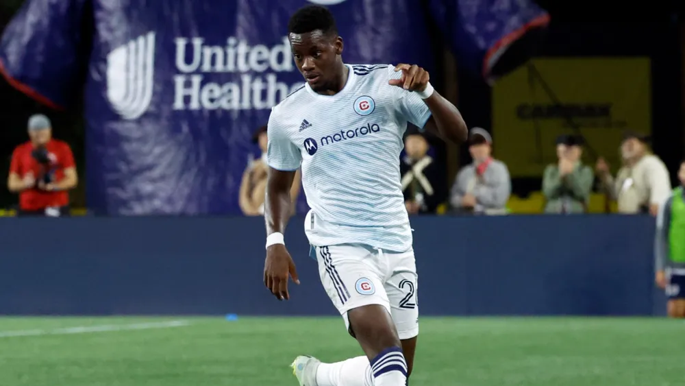 Aston Villa signs £15m Colombian wonderkid Jhon Duran